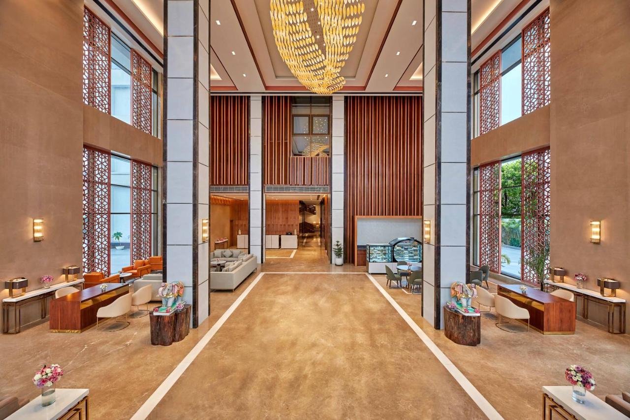 Doubletree By Hilton Bénarès Extérieur photo